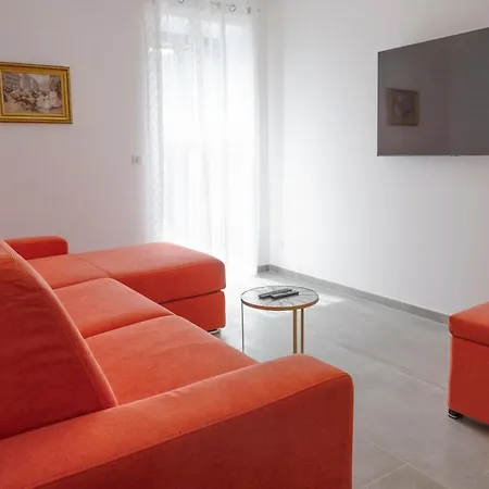 Noscia Nivaledda - Stone House, With Pool