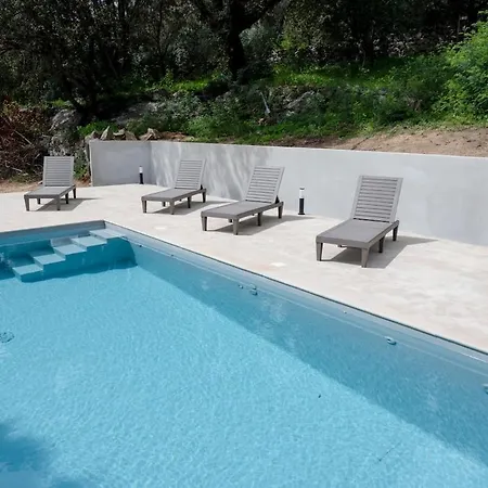 度假居 Noscia Nivaledda - Stone House, With Pool