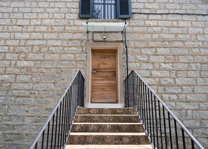 Noscia Nivaledda - Stone House, With Pool Prázdninový dům *